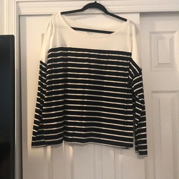 Tops - Long sleeve t shirt​